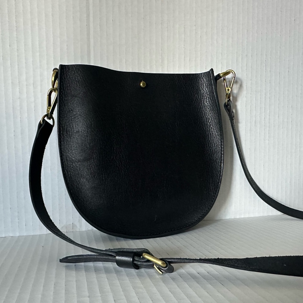 Madewell Black Leather Curved Crossbody with Gold Hardware